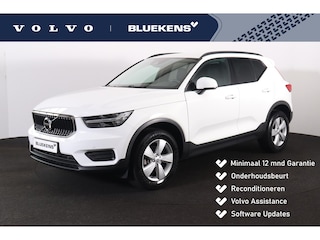 Volvo XC40 T2 Momentum - IntelliSafe Assist & Surround - Parkeercamera achter - Parkeersensoren voor & achter - 17' LMV