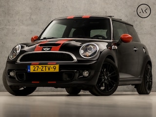 Mini Mini 1.6 Chili 184Pk (PANORAMADAK, NAVIGATIE, CLIMATE, LEDER, HARMAN/KARDON, STOELVERWARMING, SPORTSTOELEN, PARKEERSENSOREN, GETINT GLAS, NIEUWE APK, NIEUWSTAAT)