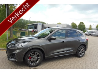 Ford Kuga 150pk ST-Line X Panodak, Alle Packs dus bomvol, Trekhaak 1.800kg 50.000,- nieuw