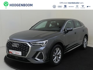 Audi Q3 45 TFSI e S Edition | Dodehoek detectie | Adaptieve cruise control | Stoelverwarming | CarPlay | Elektrische achterklep | Parkeersensoren | S-line interieur |