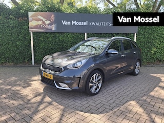 Kia Niro 1.6 GDi Hybrid Design Edition | NAVIGATIE | PANORAMADAK | TREKHAAK | ACHTERUITRIJCAMERA |