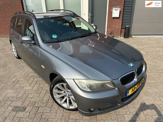BMW 3-serie Touring 320i Business Line / Navi / PDC / Clima / Cruise / NAP