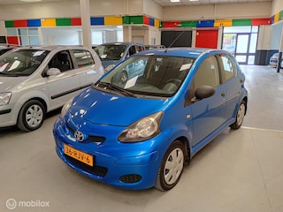 Toyota Aygo 1.0-12V Comfort Navigator Airco / Bj2011 / 3Drs