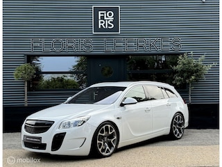 Opel Insignia Sports Tourer 2.8 T OPC 4x4