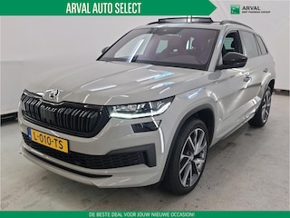 Skoda Kodiaq 1.5 TSI 150pk Automaat Sportline Business 5P | Panoramadak | Trekhaak | Functie Pakket | Canton | Navi | CarPlay |20"