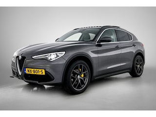 Alfa Romeo Stelvio 2.0 T AWD First Edition(NL-auto, Panorama, Trekhaak, StoelV, Navi, Elektrische Stoelen, Etc)