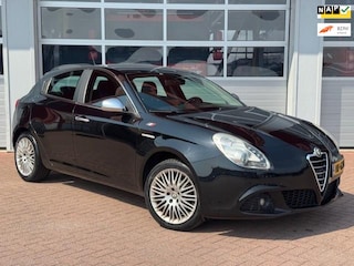 Alfa Romeo Giulietta 1.4 T Progression - LED - Climate