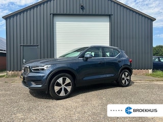Volvo XC40 1.5 T4 Recharge Inscription | Achteruitrijcamera | Keyless Entry & Start | Stuurwiel verwarmd