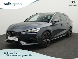 Cupra Leon 1.4 e-Hybrid 245 pk DSG VZ Performance | Achteruitrijcamera | Full LED koplampen | Supersportstuur met CUPRA-knop | Trekhaak | Stoel-/stuurverwarming | 19 inch