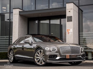 Bentley Flying Spur 4.0 V8 Mulliner / Massage / Rotating / HUD / NAIM audio