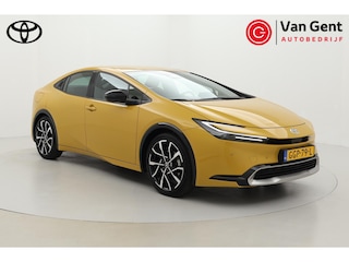 Toyota Prius 2.0 Plug-in Executive | Navigatie | 19 inch | Dodehoek detectie | Digitale binnenspiegel | Keyless
