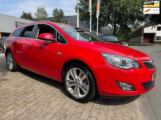 Opel Astra Sports Tourer 1.4 Turbo Sport edition, navi, cruise, elec pakket, pdc, 18 inch licht metaal, multi-stuur, * rijklaar *