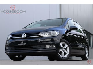Volkswagen Touran 1.2 TSI 7-persoons / Trekhaak / PDC / Cruise / Stoelverwarming