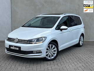 Volkswagen Touran 1.2 TSI Highline 7P Carplay ACC Trekh Climate