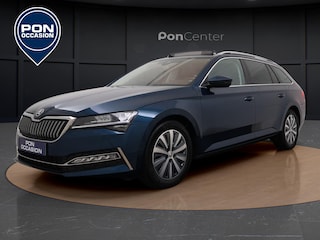 Skoda Superb Combi 1.4 TSI iV Business Edition Plus l Pano dak l Navigatie l Keyless l Camera l Side assist l Stoelverwarming v+a l ACC