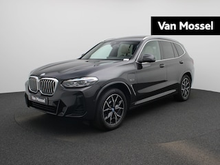 BMW X3 xDrive30e | M-Pakket | 100% SOH | Apple Carplay/Android Auto | Panoramadak | Lederen Bekleding | Parkeersensoren | Achteruitrijcamera |  Trekhaak |
