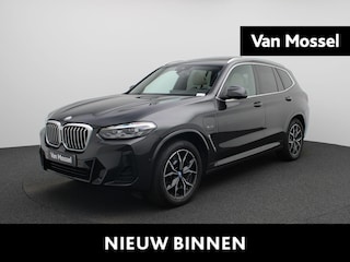BMW X3 xDrive30e | M-Pakket | 100% SOH | Apple Carplay/Android Auto | Panoramadak | Lederen Bekleding | Parkeersensoren | Achteruitrijcamera | Trekhaak |