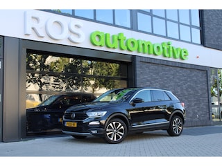 Volkswagen T-Roc 1.0 TSI Style Business | STOELVERWARMING | NAVI | PDC | CARPLAY |