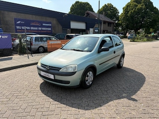 Opel Corsa 1.2-16V NIEUWE APK!