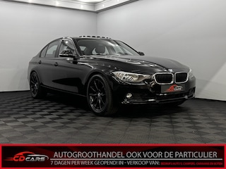 BMW 328I 180PK Leder, Navi, Memory, Cruise control, Keyless start, Clima, Lichtmetalen velgen