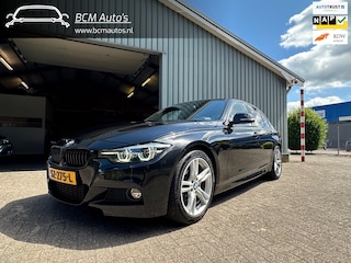 BMW 318i Edition M Sport Shadow Executive|Virtual Dash|Carplay|Leer|LED koplampen|PDC|Navi|Automaat|