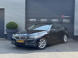 BMW 520i High Executive | Navigatie | Lederen Bekleding | Memory Stoelen | Elektrische Trekhaak | Stoelverwarming |