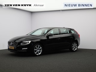 Volvo V60 1.5 T3 Momentum / Trekhaak / Parkeersensoren Achter / All-Seasonbanden / Airco / Navigatie /