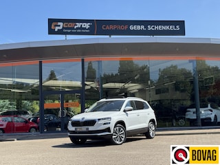 Skoda Karoq 1.5 TSI ACT Business Edition DSG 150 pK | PANORAMADAK | CARPLAY | 18" L.M. | Elektrische achterklep | Adaptive Cruise Control |