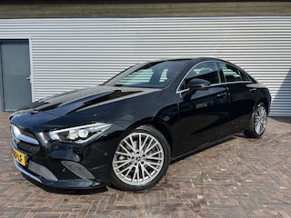 Mercedes-Benz CLA 200 Business Solution Luxury