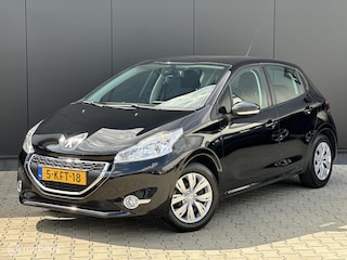 Peugeot 208 1.2 VTi Envy | CRUISE | CLIMA | TREKHAAK |