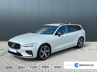 Volvo V60 T6 Recharge AWD R-Design | Harman/Kardon | Sportstoelen | BLIS | Adaptive Cruise | Verwarmbare Stoelen | Camera |