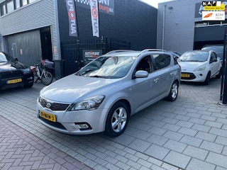 Kia Ceed Cee'd 1.4 CVVT X-ecutive 2e Eigenaar! Navi Trekhaak Airco NAP APK