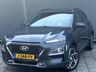 Hyundai Kona BWJ 2020 | 1.6 GDI 142PK HEV Premium | TREKHAAK | LEER | CAMERA A | CARPLAY | CLIMA | NAVI | AD CRUISE |