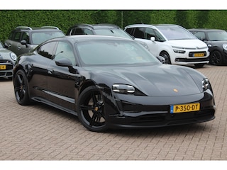 Porsche Taycan Performance 84 kWh 26.170 km! / SoH 95.9% / Panoramadak / 360Camera / 21'' / Bose / ACC / Warmtepomp / Leder / Stuurverwarming