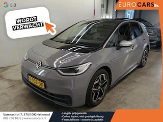 Volkswagen ID.3 First Plus 58 kWh Airco ECC Navi Carplay Adaptive Cruise control 18" LM Velgen Full LED Stoelverwarming PDC VA + Camera
