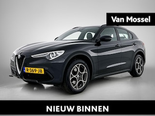 Alfa Romeo Stelvio 2.0 T AWD Super | 320PK | Veloce Sportstoelen | Stoel & Stuurverwarming | Camera | Parkeersensoren | Adaptive Cruise Controle | HiFi Audio |