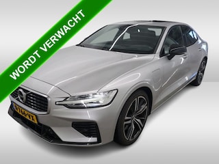 Volvo S60 2.0 T6 AWD Twin Engine R-Design / Navi / Cruise-adap / Harman Kardon / Lederen Int / Panorama schuifdak / Carplay / Apk 04-26