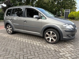 Volkswagen Touran CROSS 1.4 TSi EXPORT / Climat / Cruise / Trekhaak / Dakrails