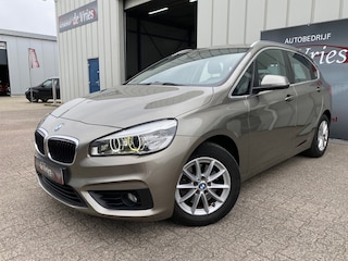 BMW 2-serie Tourer 218i Essential Automaat / Clima / Cruise / Navi / Trekhaak