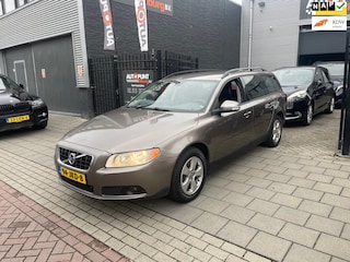 Volvo V70 2.5FT Kinetic Trekhaak Airco NAP APK