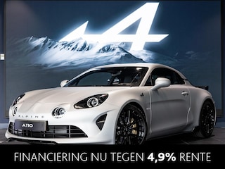 Alpine A110 1.8 Turbo GTS | 300PK | GTS-AERO KIT | TITANIUM AKRAPOVIC UITLAAT | SABELT ZWART STOELEN | 18" GT-RACE HOOGGLANS | BREMBO GOUDEN REMKLAUWEN |