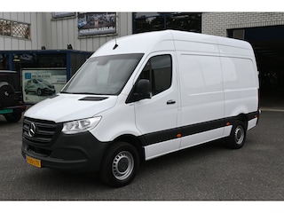 Mercedes-Benz Sprinter 315 CDI L2H2 3500 kg Trekhaak, MBUX navigatie en camera, Standkachel