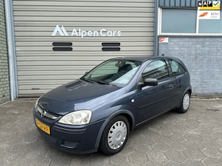 Opel Corsa 1.2-16V Essentia NAP / APK 02-2026 / Trekhaak