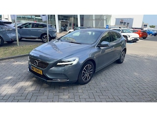 Volvo V40 1.5 T2 Inscription Nav | Achteruitrijcamera | Panoramadak | Cruise Control | Climate Control | Leder | Stoelverwarming