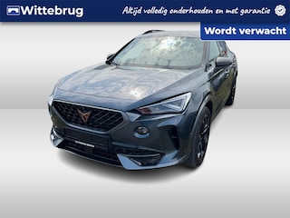 Cupra Formentor 1.4 e-Hybrid VZ Performance / Panorama dak / Wegklapbare trekhaak / Supersport stuur / geheugen stoelen / 360 Camera