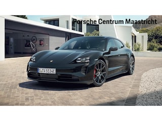 Porsche Taycan GTS Sport Turismo