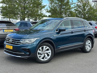 Volkswagen Tiguan 1.5 TSI Elegance | Trekhaak | Trailer Assist | Camera | iQ.Light | Ergo stoel