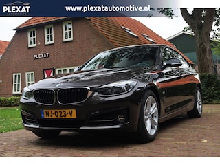 BMW 3-serie GT 330i Centennial High Executive Aut. | Full Led | 252PK+ | Sportstoelen | HUD | Rijbaanbegeleiding | NAP |