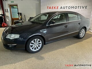 Volkswagen Passat 2.0 FSI Highline Clima/Cruise/Apk/Stoelver