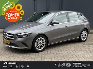 Mercedes-Benz B-klasse 200 Premium / Trekhaak (1600 KG Trekgewicht) / Memory Seats / Stoelverwarming / Elektrische Achterklep / Achteruitrijcamera / Cruise Control / Navigatie / All Season Banden